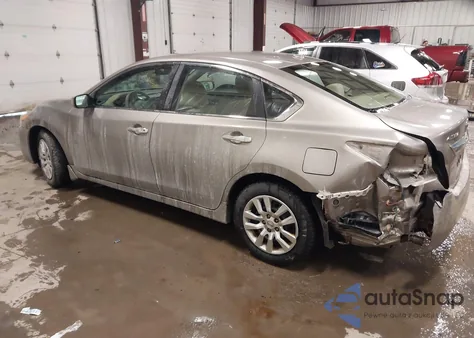 2015 Nissan Altima 2.5 S из США, поврежденный, VIN 1N4AL3AP9FC249922